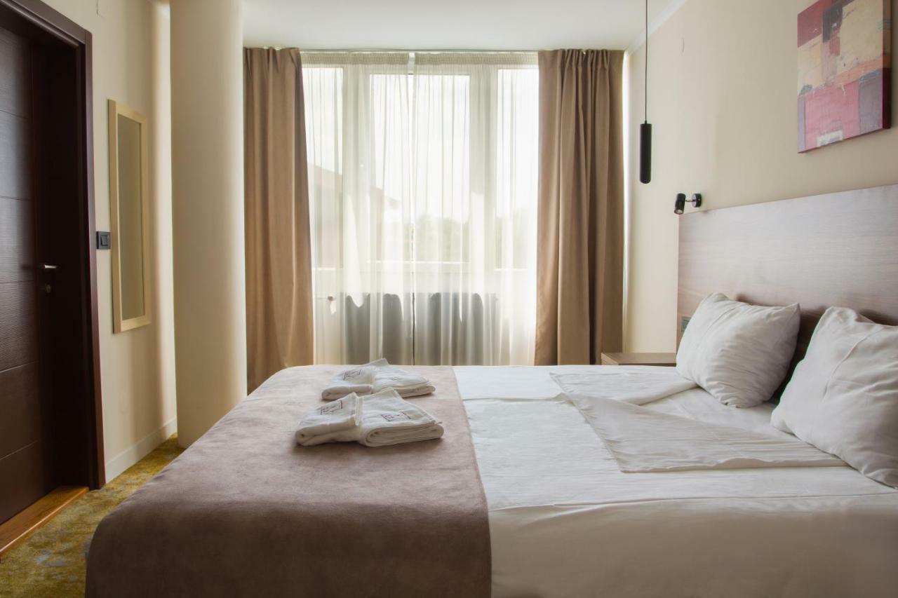 Hotel Skopje Eksteriør bilde